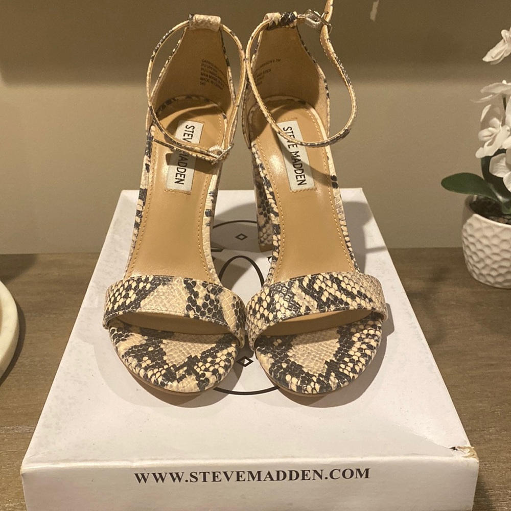 Steve Madden Carson